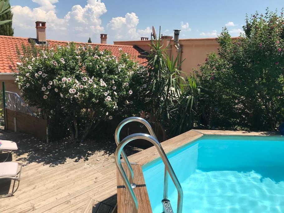 Appartement Sur La Colline Avec Acces Piscine Volx Extérieur photo